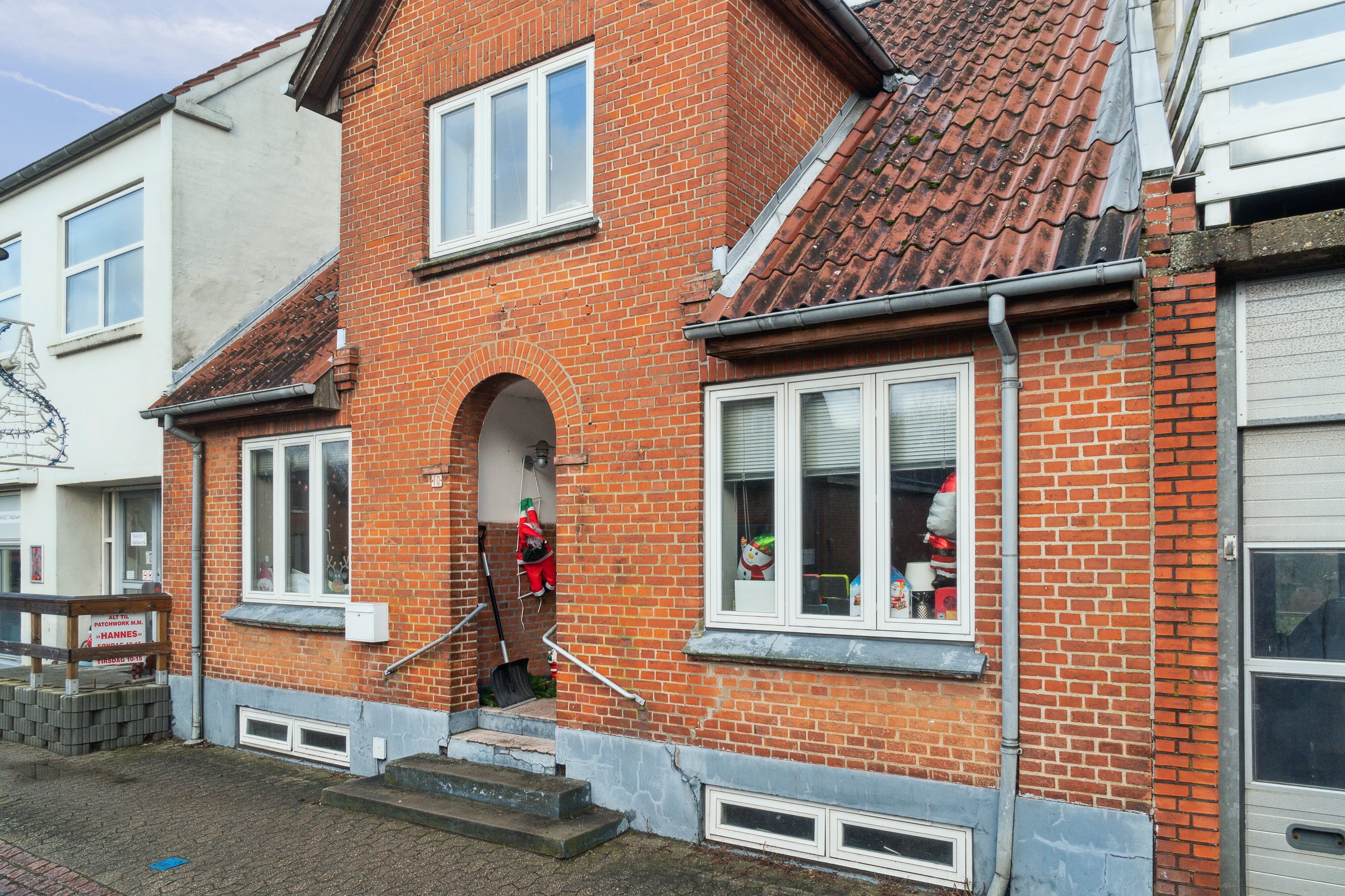 Villa på Jernbanegade 10 8881 Thorsø.