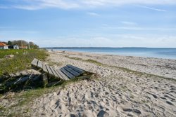 Strandhusvej 11, Høll, 7080 Børkop