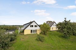 Møllebakken 32A+32B, 8420 Knebel