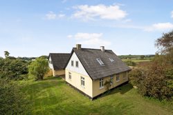 Møllebakken 32A+32B, 8420 Knebel
