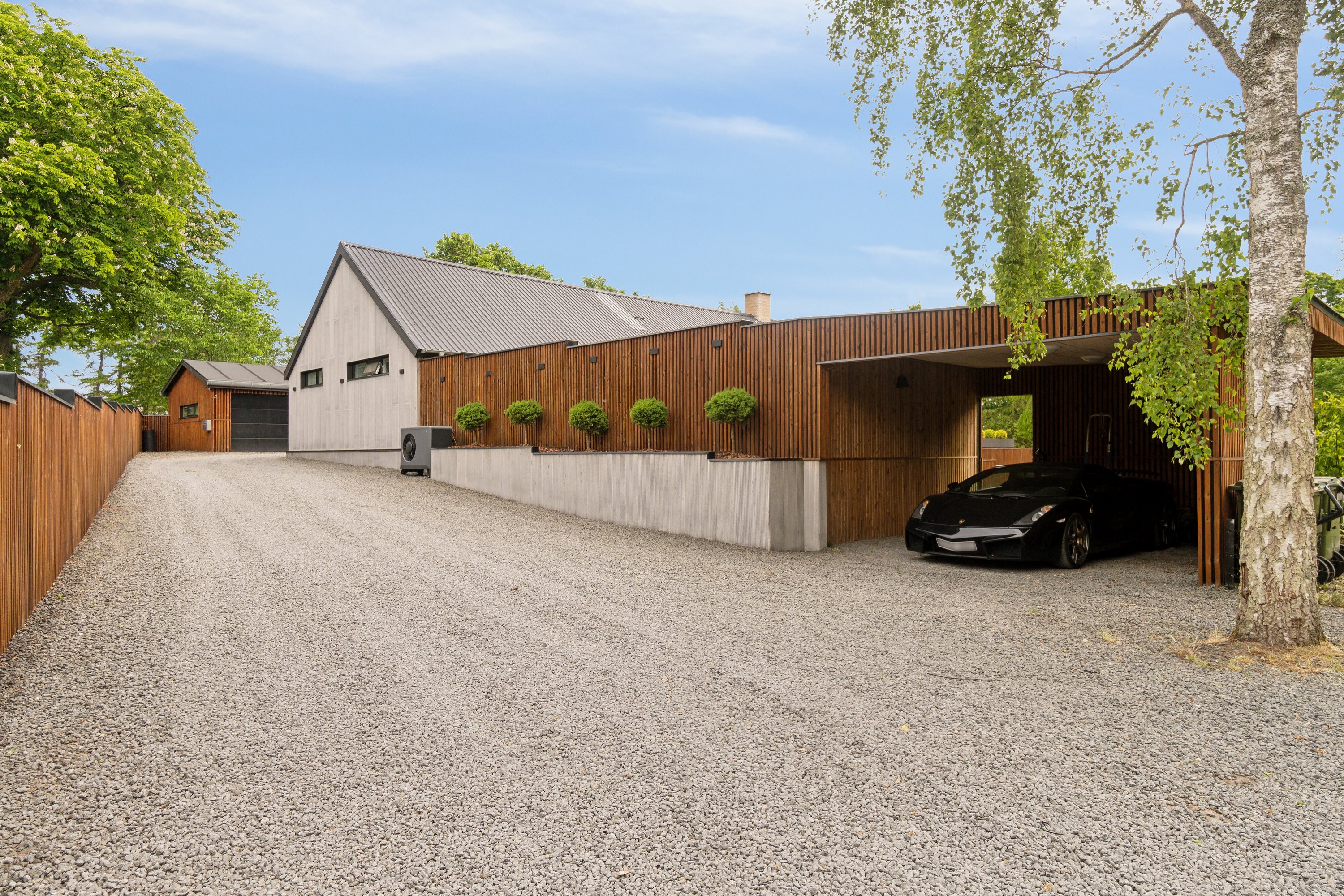 Villa på Fuglslev Bygade 4 8400 Ebeltoft.