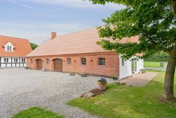 Hobro Landevej 171, Sjørring, 8830 Tjele