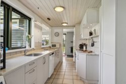 Skødshovedgård 16, Skødshoved Strand, 8420 Knebel