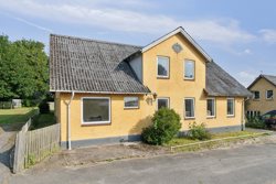 Rostrup Byvej 12, Rostrup, 9510 Arden