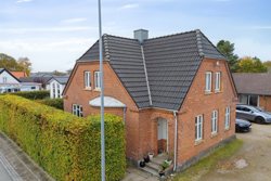 Snejbjerg Hovedgade 90A, st. Snejbjerg, 7400 Herning