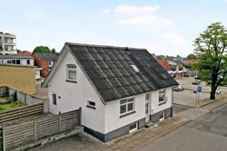 Søndergade 1, 9600 Aars