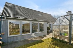 Lyngbyvej 75, 8570 Trustrup