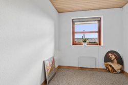Rødtjørnevej 1, Laurbjerg, 8870 Langå