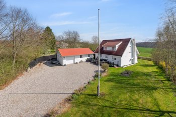 Fredenslundvej 8, 9574 Bælum
