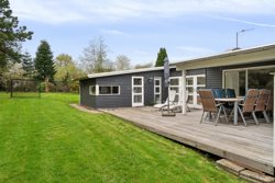 Midtagervej 10, Dyngby Strand, 8300 Odder