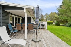 Midtagervej 10, Dyngby Strand, 8300 Odder