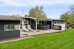 Midtagervej 10, Dyngby Strand, 8300 Odder