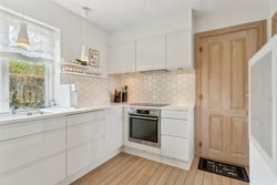 Ebeltoftvej 6, Tåstrup, 8410 Rønde