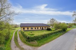 Præstegårdsbakken 16, Møgelthorum, 7870 Roslev