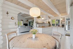 Lyngbakken 7, Fjellerup Strand, 8585 Glesborg