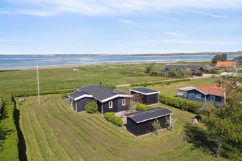 Vrinners Strandvej 37, 8420 Knebel