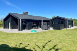 Fløden 18, Fjellerup Strand, 8585 Glesborg