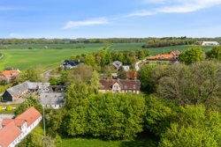 Kejlstrupvej 31A + Østervej 3 Kejlstrup, 8410 Rønde