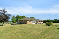 Strandvejen 19, Fjellerup, 8585 Glesborg