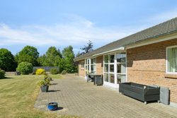 Strandvejen 19, Fjellerup, 8585 Glesborg