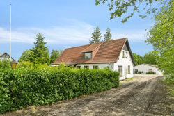 Lyngbyvej 74, 8570 Trustrup