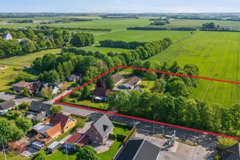 Lyngbyvej 74, 8570 Trustrup