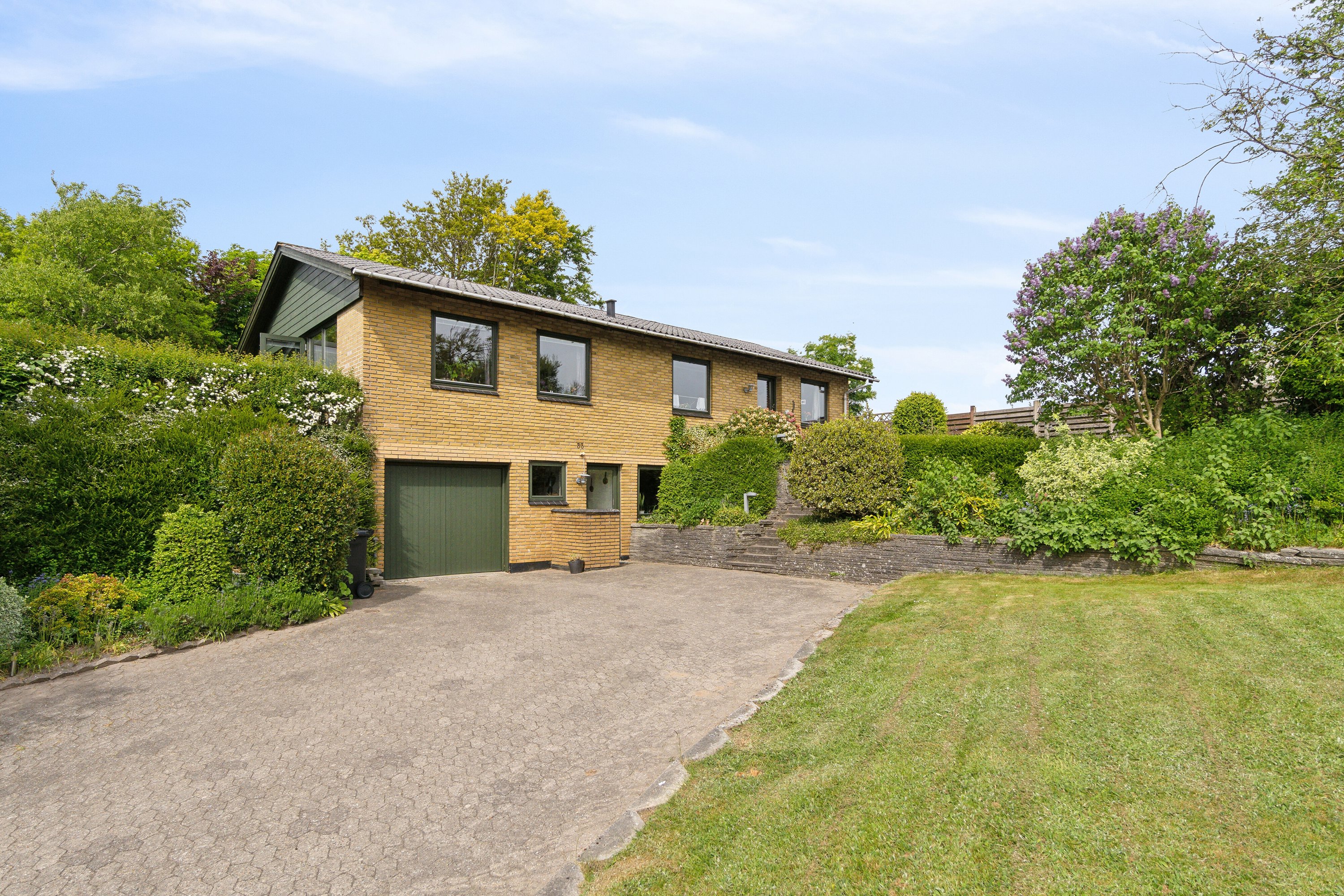 Villa på Rørsangervej 33 7600 Struer.