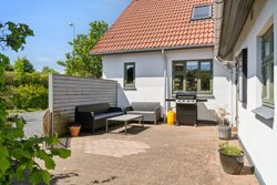Karolinelundsvej 2, 8752 Østbirk