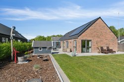 Tåstrup Byvej 12, Tåstrup, 8462 Harlev J