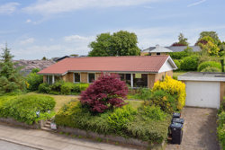 Trekanten 11, 9270 Klarup