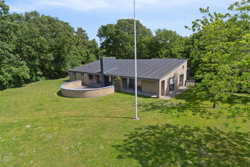 Kirkevej 8, 8963 Auning