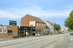 Hovedgaden 7, 8410 Rønde