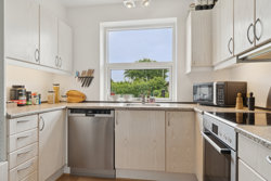 Fladstrupvej 44, Lyngby, 8570 Trustrup
