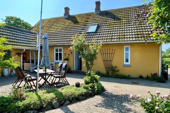Revnvej 52, 8570 Trustrup