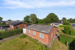 Solsortevej 15, 7441 Bording