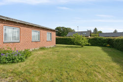 Solsortevej 15, 7441 Bording