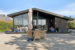 Strandgade 22, Hou, 8300 Odder