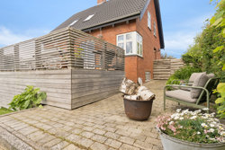 Solsortevej 3, 8410 Rønde