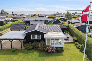 Hamborg 63, 7130 Juelsminde