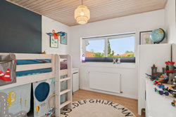 Skovsangervej 15, 8382 Hinnerup