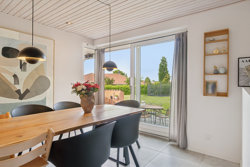 Skovsangervej 15, 8382 Hinnerup