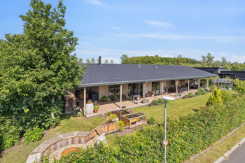 Tjørring Vænget 1, 7400 Herning