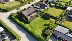 Rørsangervej 2, Følle Strand, 8410 Rønde