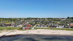Rørsangervej 2, Følle Strand, 8410 Rønde