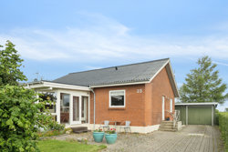 Vinkelvej 23, 8544 Mørke