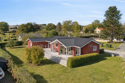 Lindeparken 7, Følle Strand, 8410 Rønde