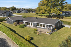 Stenhøjvej 11, Følle Strand, 8410 Rønde