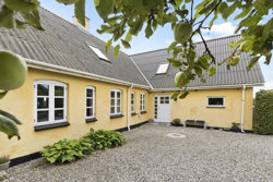 Søndre Molsvej 11, Skellerup, 8420 Knebel