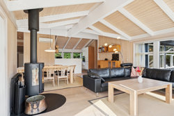 Lyngvej 25, Fjellerup Strand, 8585 Glesborg