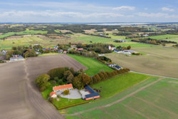 Pedersmindevej 22+24, Kastbjerg, 8970 Havndal
